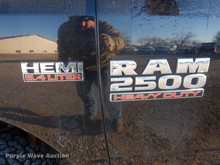 image for item KW9644 2017 Dodge Ram 2500HD  Crew Cab pickup truck