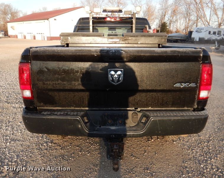 image for item KW9645 2017 Dodge Ram 2500HD  Crew Cab pickup truck