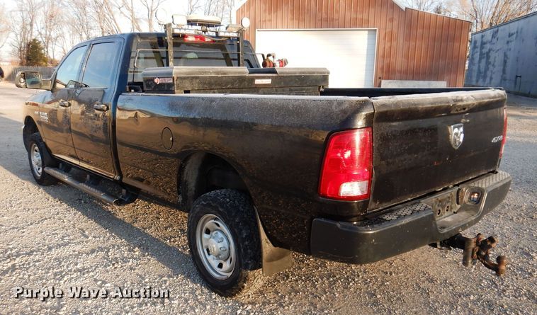image for item KW9645 2017 Dodge Ram 2500HD  Crew Cab pickup truck