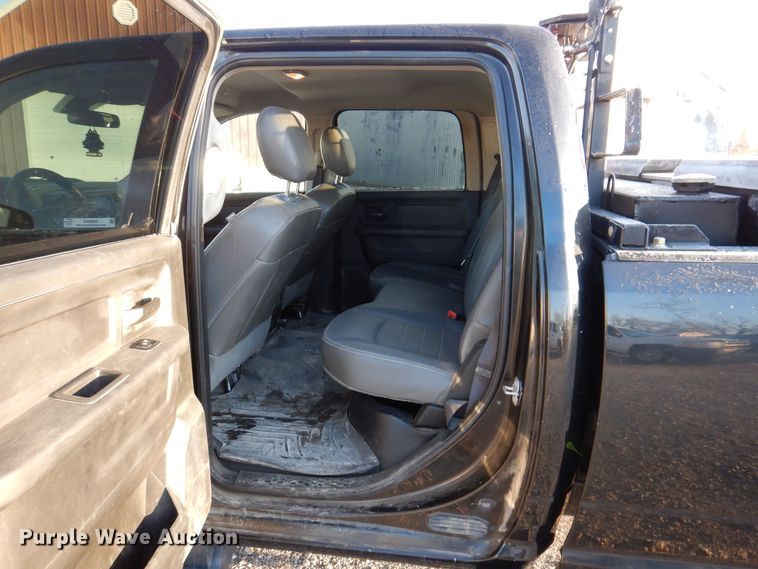 image for item KW9645 2017 Dodge Ram 2500HD  Crew Cab pickup truck