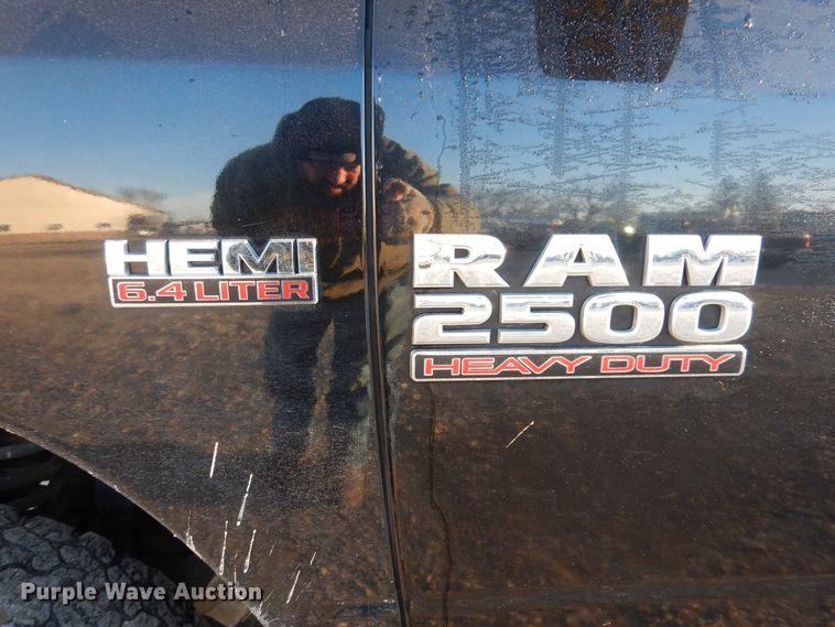 image for item KW9645 2017 Dodge Ram 2500HD  Crew Cab pickup truck