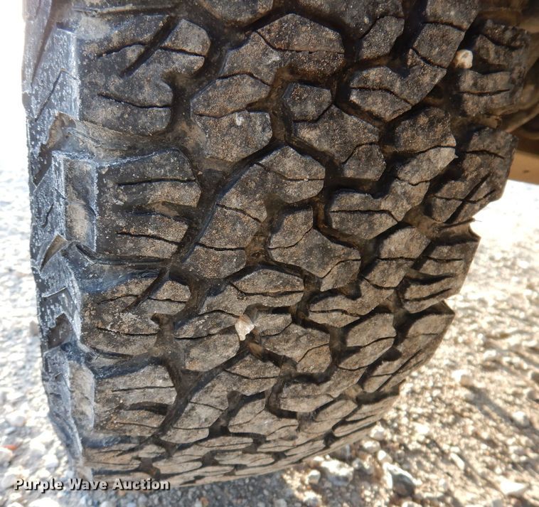 image for item KW9645 2017 Dodge Ram 2500HD  Crew Cab pickup truck