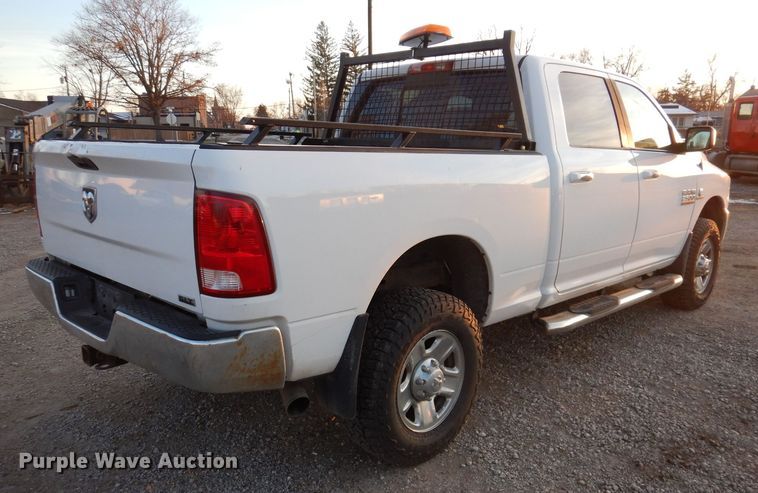 image for item KW9648 2016 Dodge Ram 2500HD  Crew Cab pickup truck