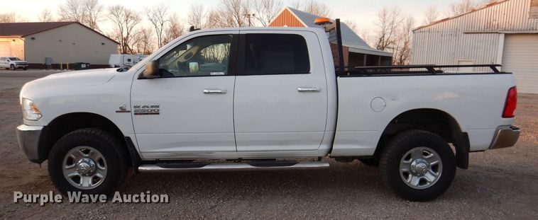 image for item KW9648 2016 Dodge Ram 2500HD  Crew Cab pickup truck