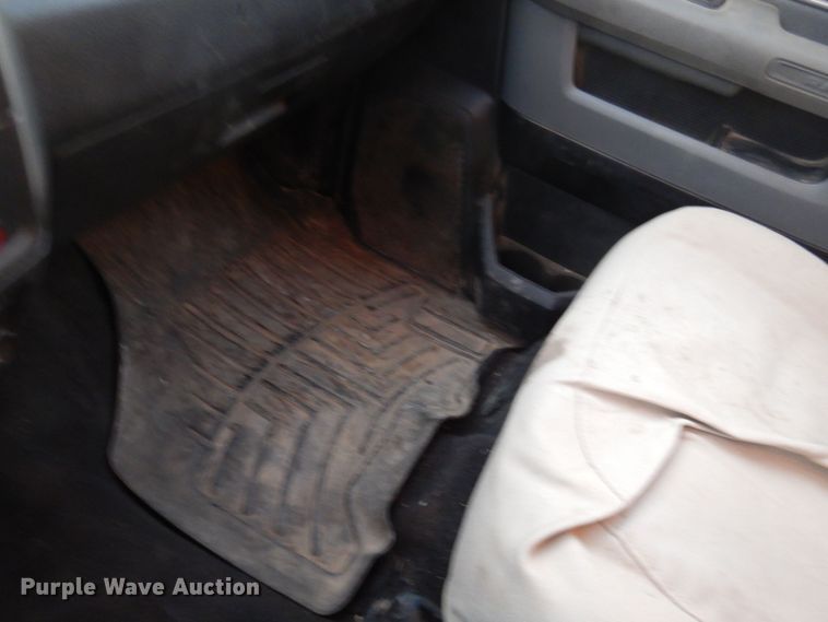 image for item KW9648 2016 Dodge Ram 2500HD  Crew Cab pickup truck