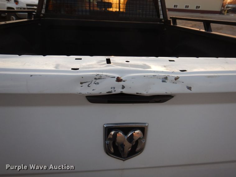 image for item KW9648 2016 Dodge Ram 2500HD  Crew Cab pickup truck