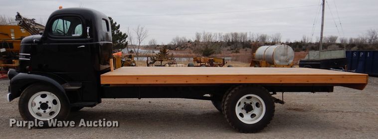 image for item KW9694 1947 Dodge WFMA38  flatbed truck