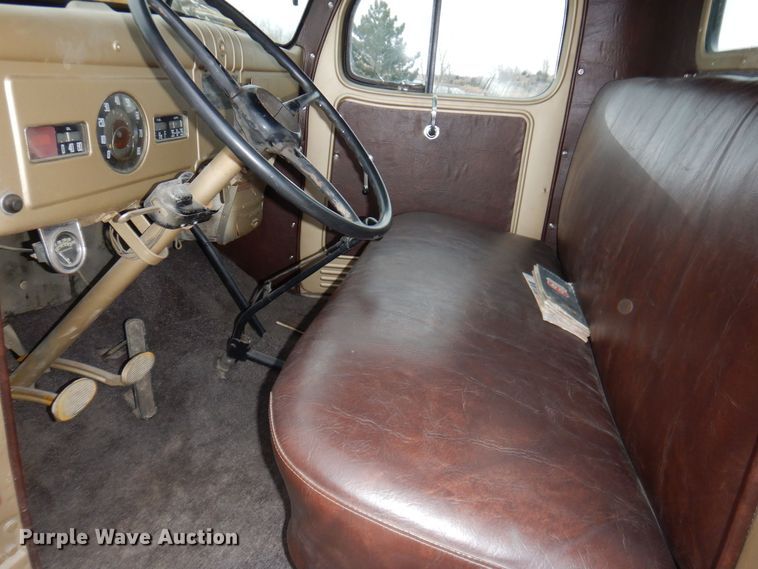 image for item KW9694 1947 Dodge WFMA38  flatbed truck