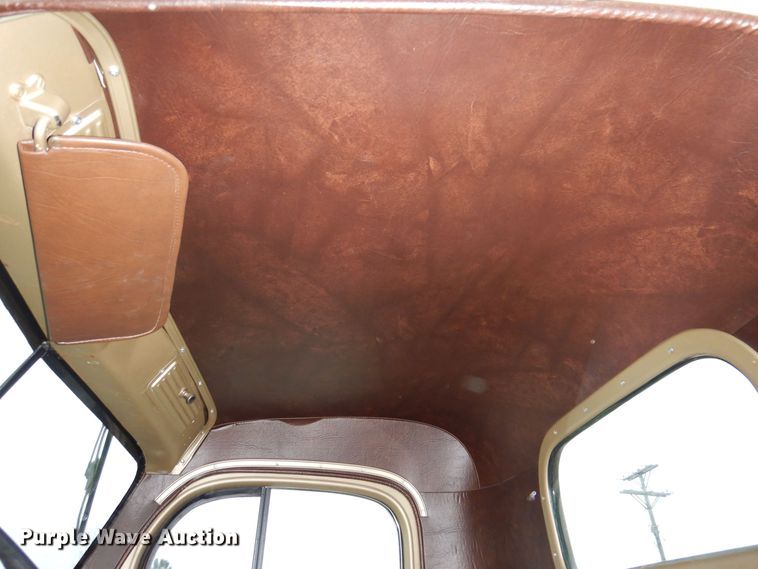 image for item KW9694 1947 Dodge WFMA38  flatbed truck