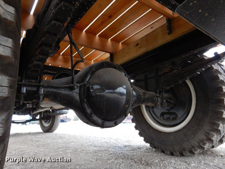 image for item KW9694 1947 Dodge WFMA38  flatbed truck