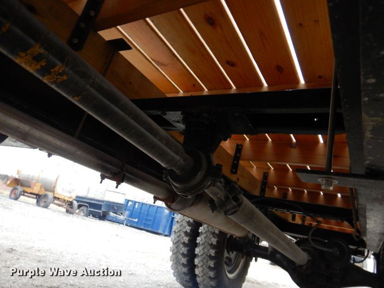 image for item KW9694 1947 Dodge WFMA38  flatbed truck