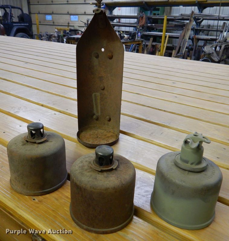 image for item KW9694 1947 Dodge WFMA38  flatbed truck