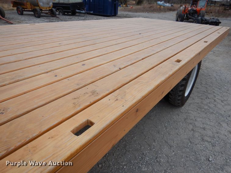 image for item KW9694 1947 Dodge WFMA38  flatbed truck