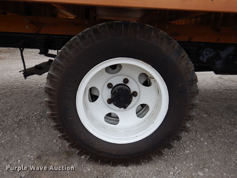 image for item KW9694 1947 Dodge WFMA38  flatbed truck