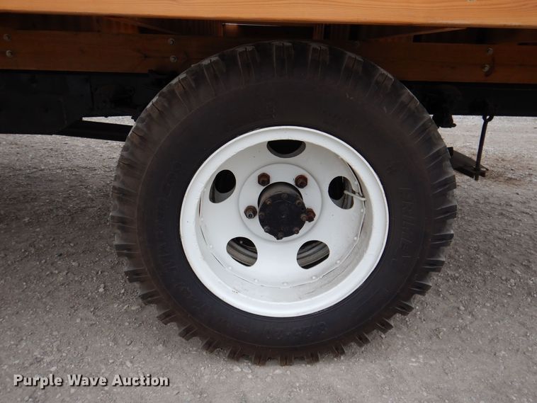 image for item KW9694 1947 Dodge WFMA38  flatbed truck