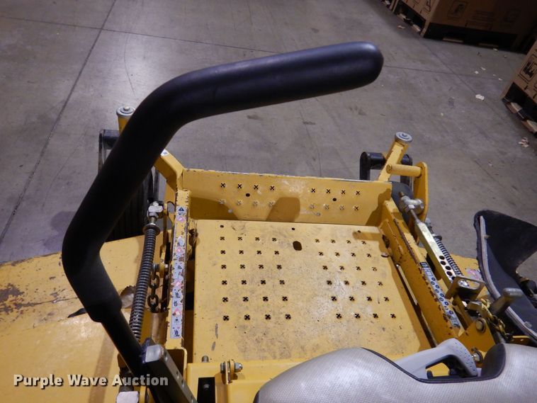 image for item KW9695 2016 Hustler Super Z  ZTR lawn mower