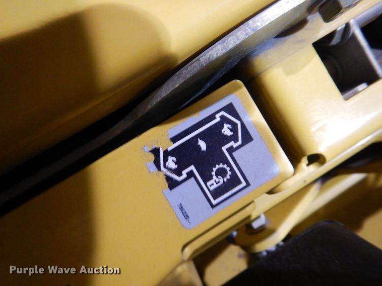 image for item KW9695 2016 Hustler Super Z  ZTR lawn mower