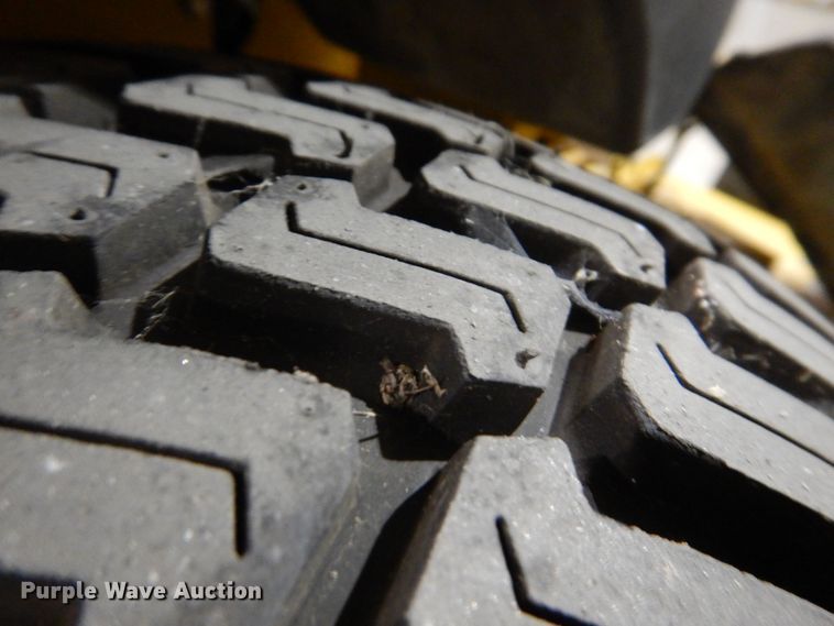 image for item KW9695 2016 Hustler Super Z  ZTR lawn mower