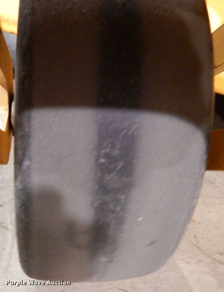 image for item KW9696 2021 Cub Cadet Pro X600  ZTR lawn mower