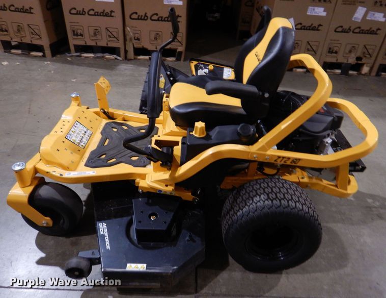 image for item KW9702 2019 Cub Cadet ZT2  ZTR lawn mower