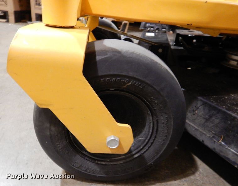 image for item KW9702 2019 Cub Cadet ZT2  ZTR lawn mower