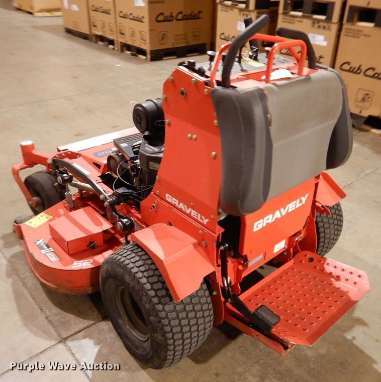 image for item KW9704 2016 Gravely Pro-Stance 52  ZTR lawn mower