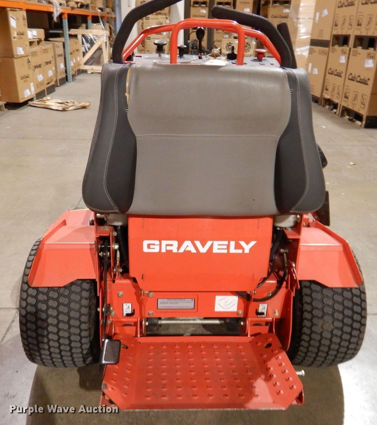 image for item KW9704 2016 Gravely Pro-Stance 52  ZTR lawn mower