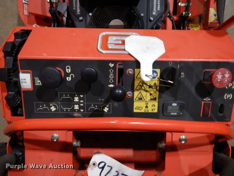 image for item KW9704 2016 Gravely Pro-Stance 52  ZTR lawn mower