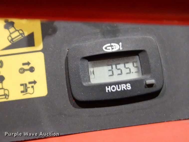 image for item KW9704 2016 Gravely Pro-Stance 52  ZTR lawn mower