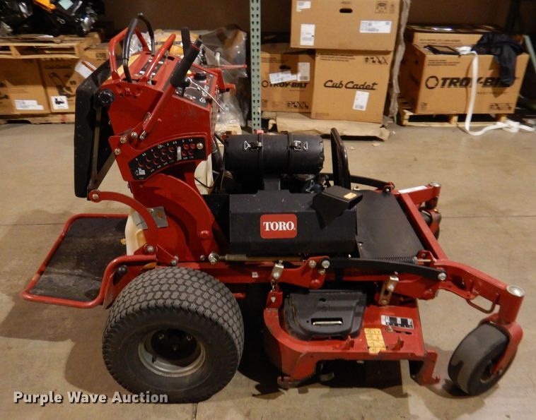 image for item KW9705 2017 Toro Grandstand  ZTR lawn mower