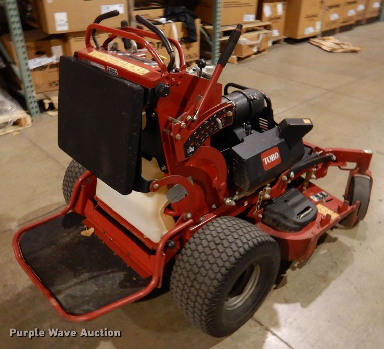 image for item KW9705 2017 Toro Grandstand  ZTR lawn mower