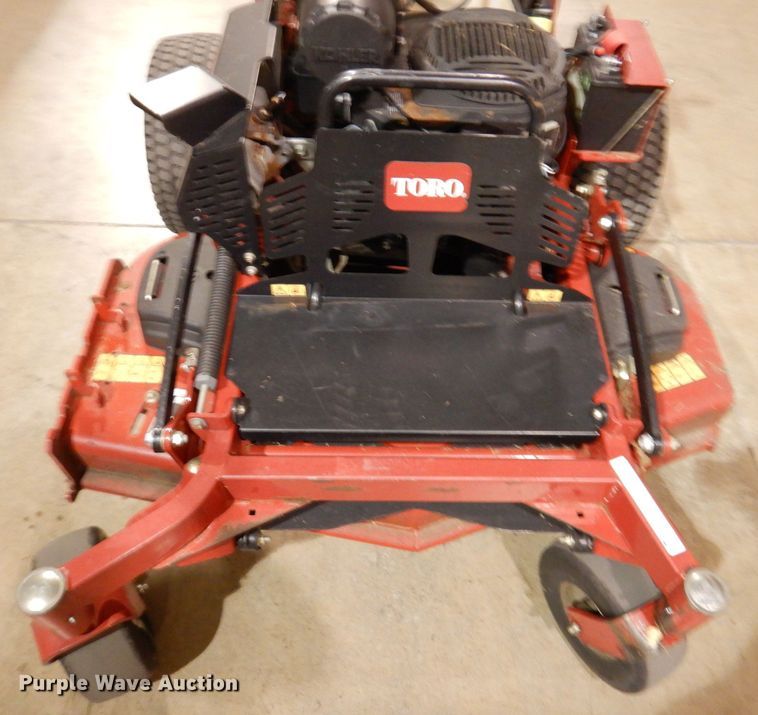 image for item KW9705 2017 Toro Grandstand  ZTR lawn mower