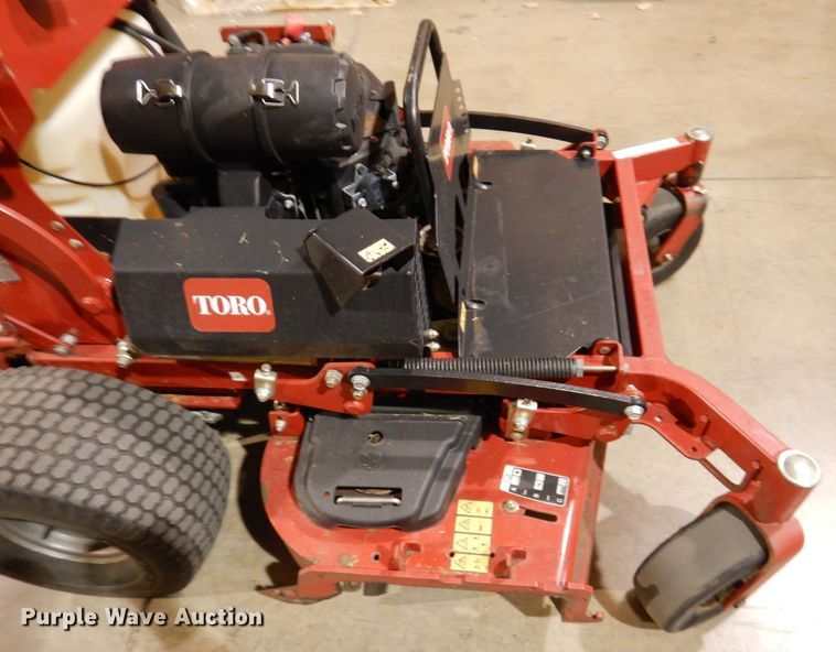 image for item KW9705 2017 Toro Grandstand  ZTR lawn mower