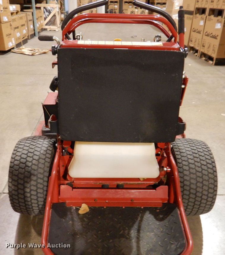 image for item KW9705 2017 Toro Grandstand  ZTR lawn mower