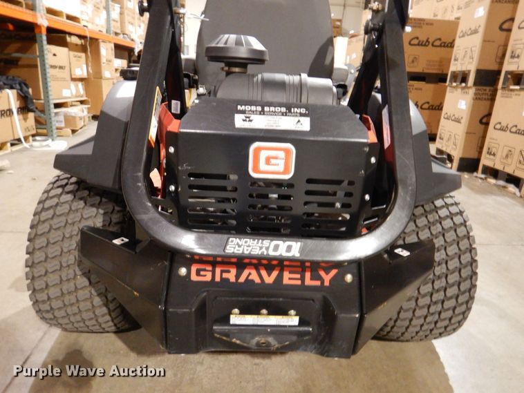 image for item KW9706 2016 Gravely Proturn 472  ZTR lawn mower