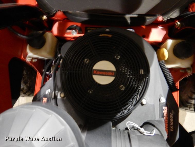 image for item KW9706 2016 Gravely Proturn 472  ZTR lawn mower