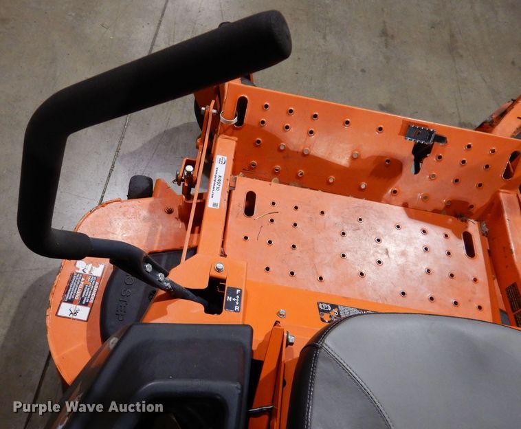 image for item KW9710 2017 Kubota Z724  ZTR lawn mower