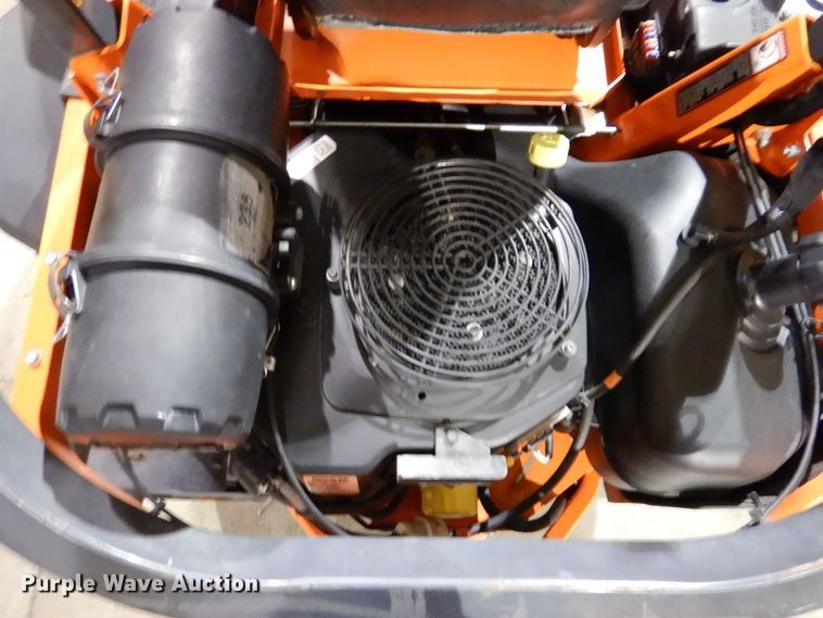 image for item KW9710 2017 Kubota Z724  ZTR lawn mower