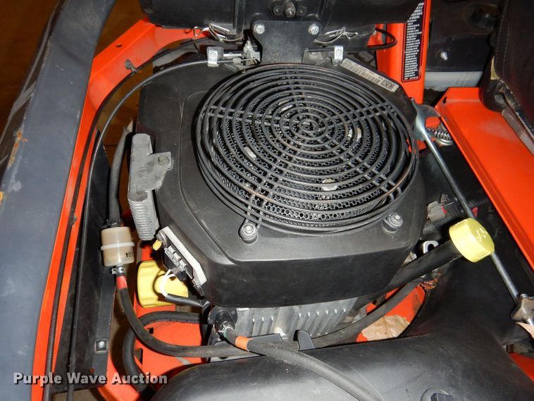 image for item KW9710 2017 Kubota Z724  ZTR lawn mower