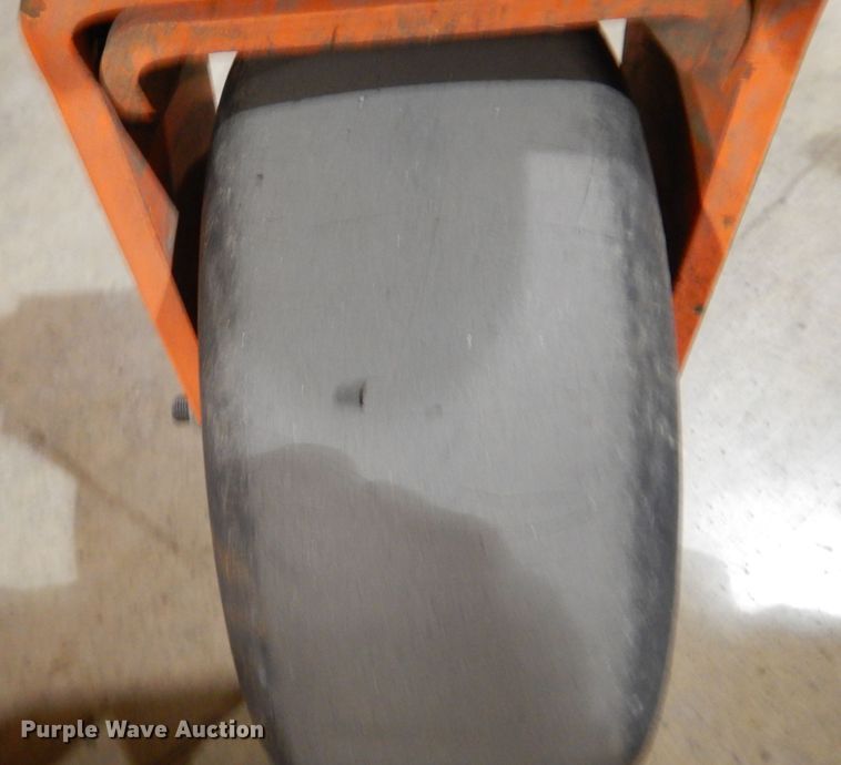 image for item KW9710 2017 Kubota Z724  ZTR lawn mower