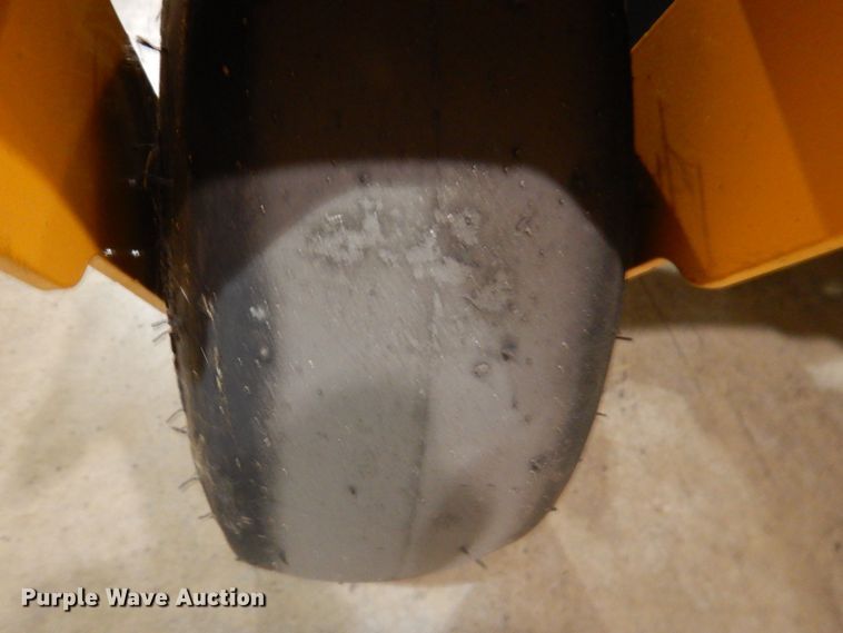 image for item KW9712 2022 Cub Cadet Ultima ZT1  ZTR lawn mower