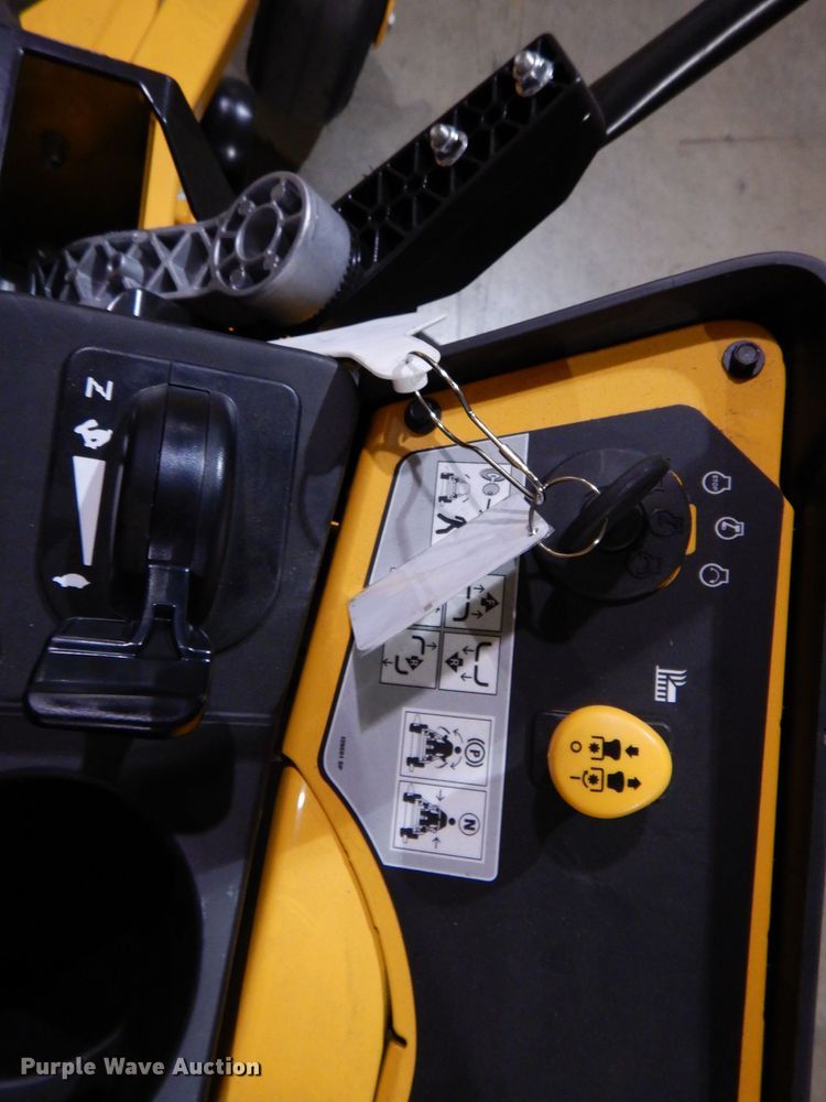 image for item KW9716 2022 Cub Cadet Ultima ZT1  ZTR lawn mower