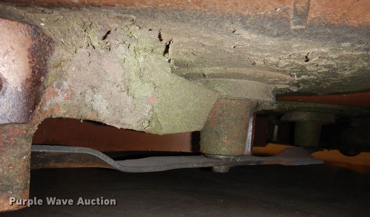 image for item KW9718 2017 Gravely ProTurn 460  ZTR lawn mower