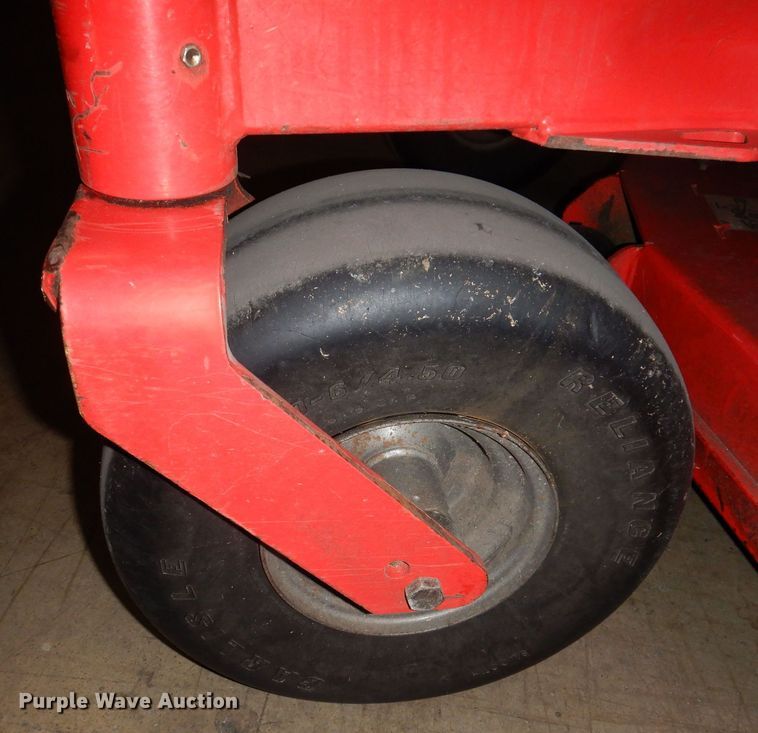 image for item KW9718 2017 Gravely ProTurn 460  ZTR lawn mower