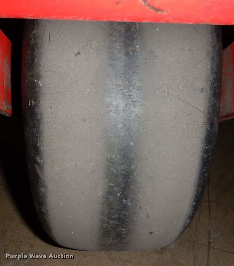 image for item KW9718 2017 Gravely ProTurn 460  ZTR lawn mower