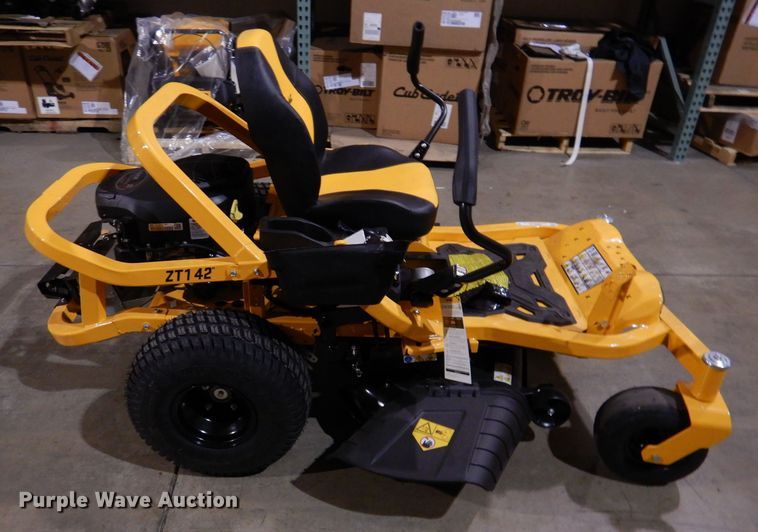 image for item KW9719 2022 Cub Cadet Ultima ZT1  ZTR lawn mower