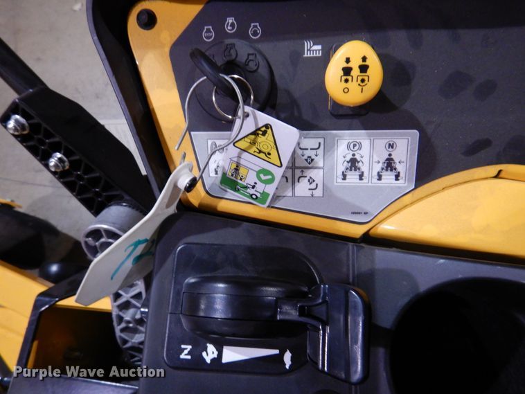 image for item KW9719 2022 Cub Cadet Ultima ZT1  ZTR lawn mower