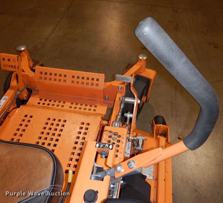 image for item KW9720 2018 Scag Tiger Cat II  ZTR lawn mower