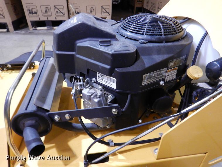 image for item KW9723 2018 Cub Cadet Pro HW300  ZTR lawn mower