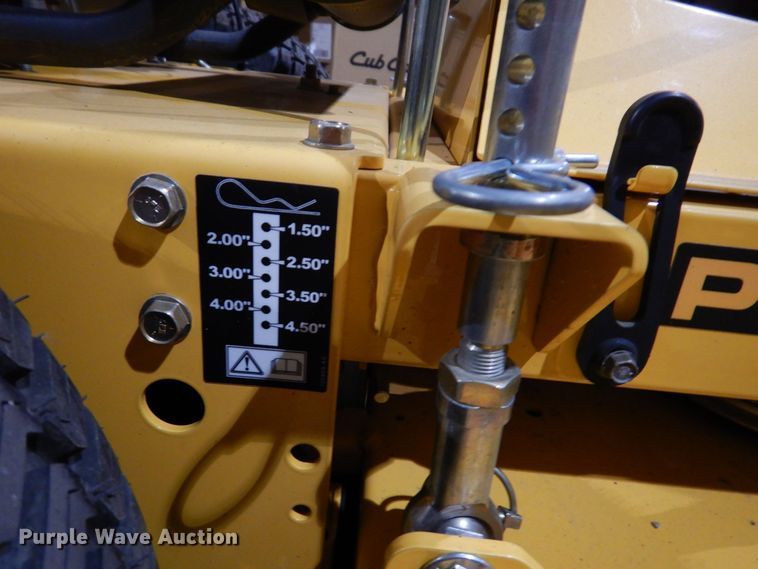 image for item KW9723 2018 Cub Cadet Pro HW300  ZTR lawn mower